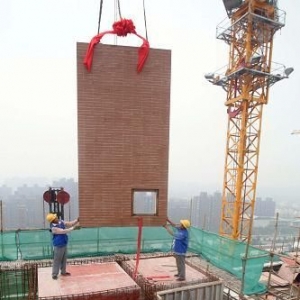 ����ľ�͡��߲�סլ¥�ڻ��ṹ�ⶥ