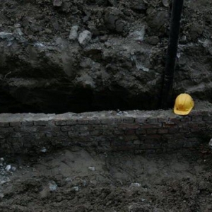 ��ˮ����ǽ̮������һ����