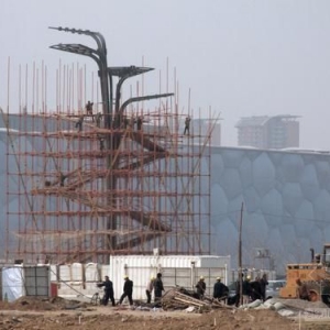 ������Ӿ���ġ�ˮ�������ܱ߿�ʼ