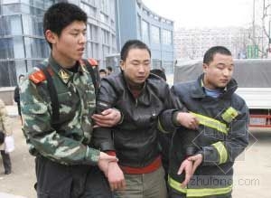 ��ͷ����25���¥��н ˫��̱������ƽ̨