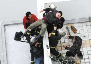 ���˾�������