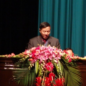 2004��ȡ��й���������³�ཱ���佱���ھ�¡�ؾ��У�