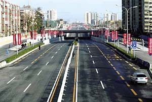 ������·��ͨ��������ز� �����������ƿ��(ͼ)