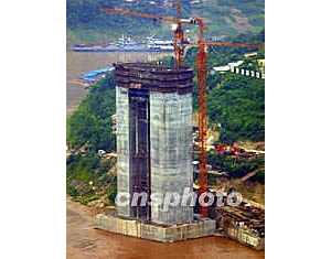 �߶Ⱦ�����֮�׵İͶ������������ڼӽ�������(ͼ)