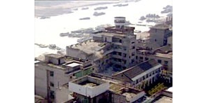 ����Ͽ��һ�����ɹ�ը�� ��������10����̮