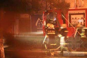 �Ͼ����ϴ�ѧ����¥��������