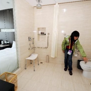 5��14�գ�һλ������Ա����߽�