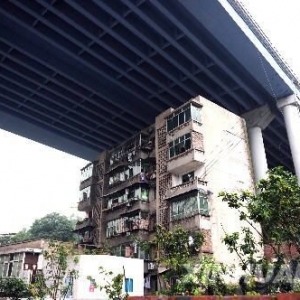 ����ţ���ܷ�����������·������