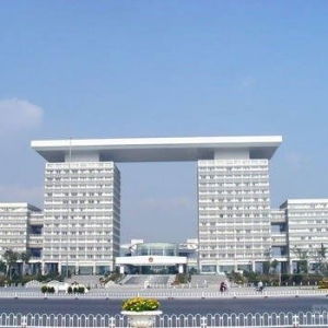 ������ɽ������