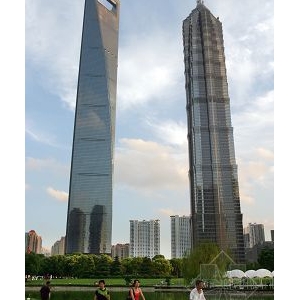环球金融中心观光客达千人将限流