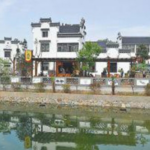 时评:移栽徽派建筑该降温了