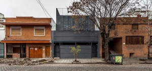 ͢Two Houses Condeסլ