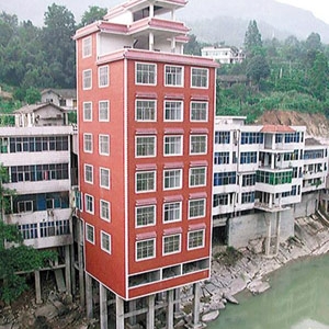 时评:“最牛违章建筑”能“牛”多久?