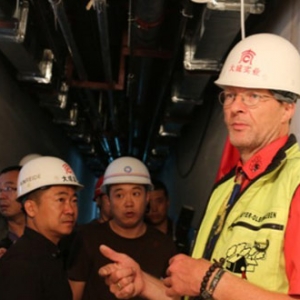 西北首个被动式建筑“幸福堡”接受德国专家测试