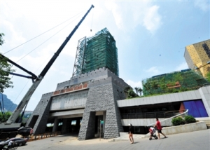 时评:“7000万/68米的柳宗元”是谁的“金身”?