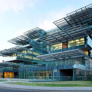 清华大学与溧水共建百亿建筑节能示范基地