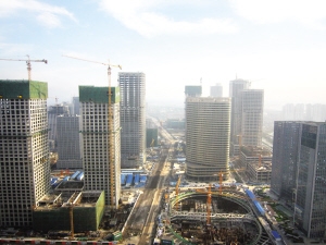 公建配套日趋完善 滨海中心商务区楼宇建设提速