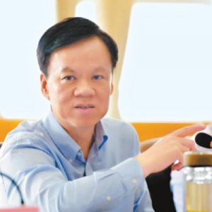 陈敏尔:不能一搞城镇建设百姓就搬迁背井离乡