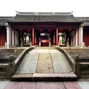 时评:中国建筑文化不能丢弃中国风格