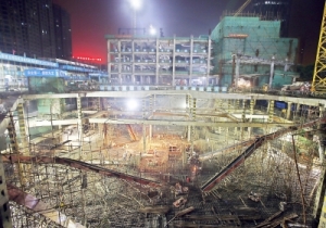 永清商务综合区浇筑底板 建汉口第一高楼