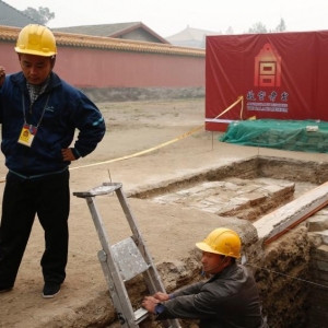 故宫迎来首次考古发掘:地基有13层夯土层