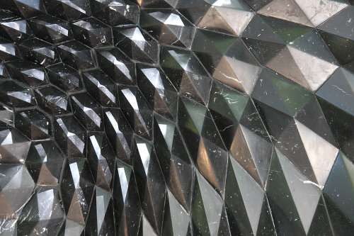 它能用自己固有的特性激发出丰富的建筑语言。”- zaha hadid图片来源:designboom 它能用自己固有的特性激发出丰富的建筑语言。”- zaha hadid图片来源:designboom