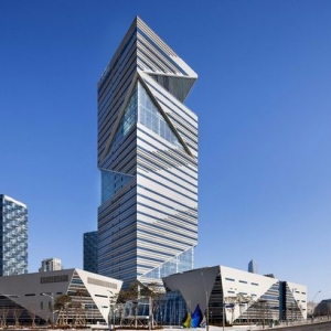 G-Tower