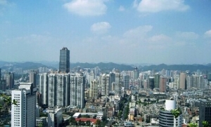 一二线城市土地市场有所回暖 开发商加快抢地
