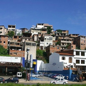 时评:何时才能刹住违法建筑之风?