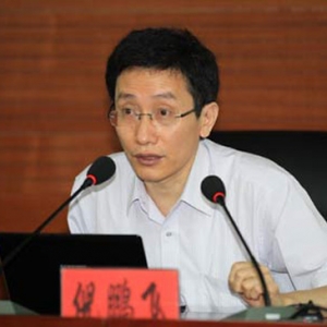倪鹏飞:城镇化滞后于工业化根源不是制度因素