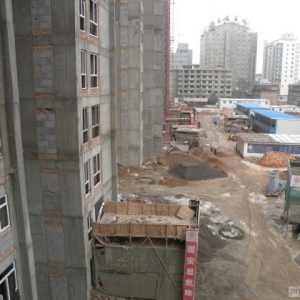 对屡罚屡犯的企业取消其施工资格