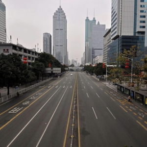 时评:拥挤与空旷间的平衡术