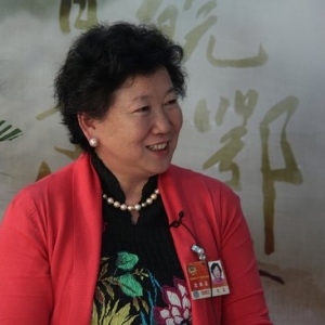 侯露:搞城镇化不能丢失传统文化遗存