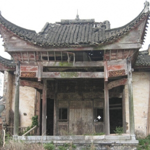 时评:“意外”拆掉古建筑岂是房企太“任性”