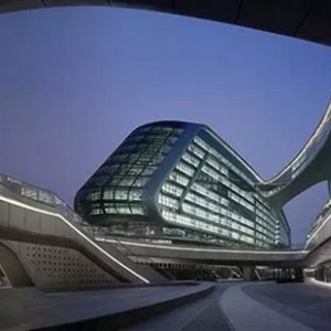 时评:明星建筑的末日狂欢