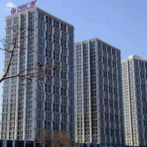 长春现“错位楼” 远望象马赛克