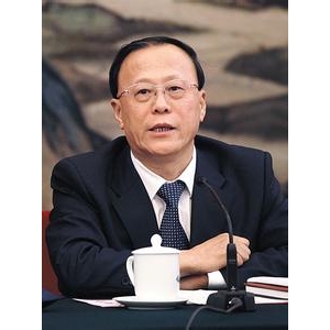 姜德果:突出特色和品位增强城市竞争力