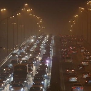 环保部:9城市空气首要污染源为机动车燃煤扬尘等
