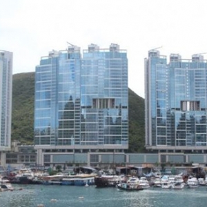 李嘉诚折价出售740套香港楼盘 9小时套现43亿元