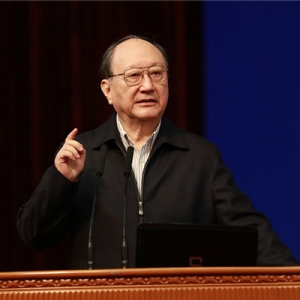 徐匡迪:新型城镇化重点是建设中小城市