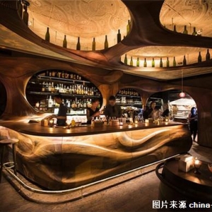 ׶ظе BAR RAVAL ư / PARTISANSͼ