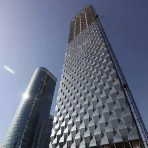 BIM技术助力北京绿地中心超高钢结构封顶