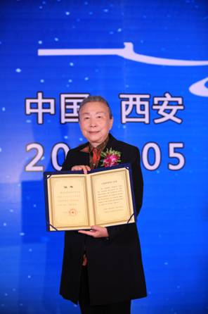 国际编号为210232号的小行星正式命名为“张锦秋星”