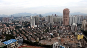 时评:旧城改造勿改掉 “绿色记忆”