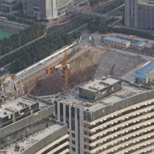 珠江新城308米摩天大楼未批先建 楼已封顶被要求整改