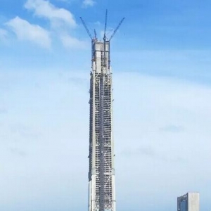 天津117大厦突破550米 建成后将成为中国结构第一高楼