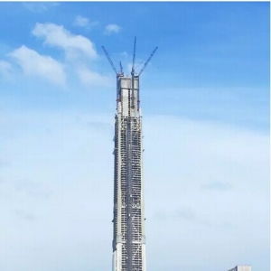 天津117大厦突破550米