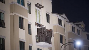 美加州伯克利公寓阳台坍塌 致6人死亡7人重伤