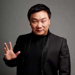 张灿:托起成都设计 践行青年设计培养的责任