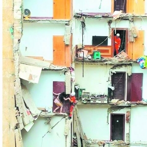 时评:“未老先衰”,建筑遭遇报复期